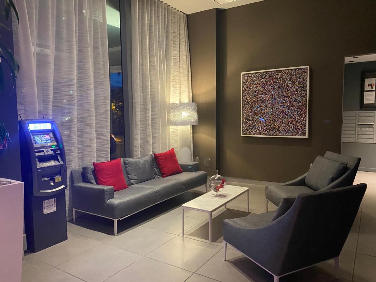 Studio In Hallandale 2 Beds Hallandale Beach Eksteriør bilde